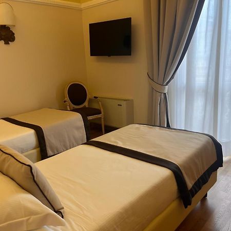 Grand Hotel Vittoria Montecatini Terme Bagian luar foto