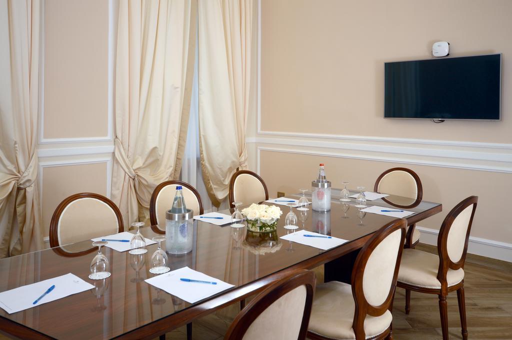 Grand Hotel Vittoria Montecatini Terme Bagian luar foto