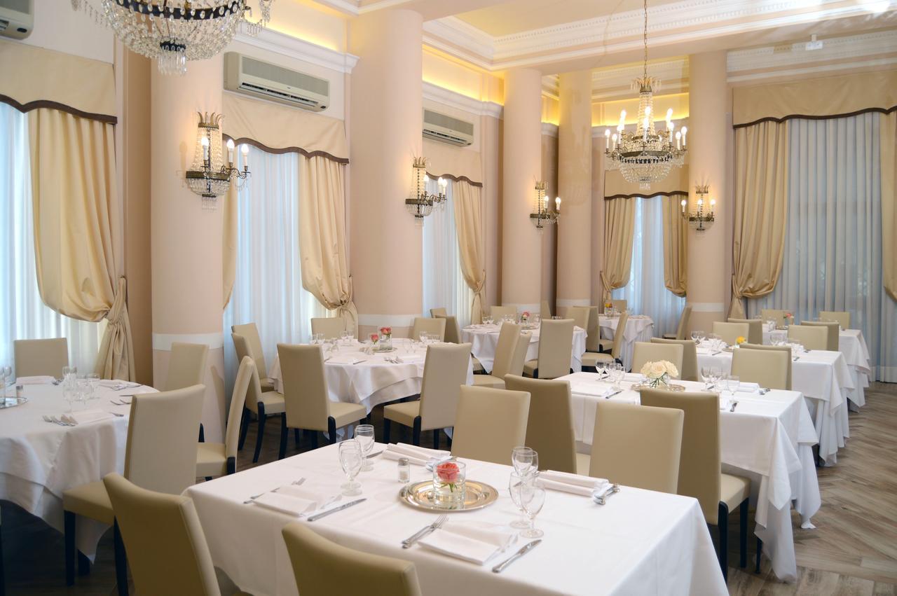 Grand Hotel Vittoria Montecatini Terme Bagian luar foto