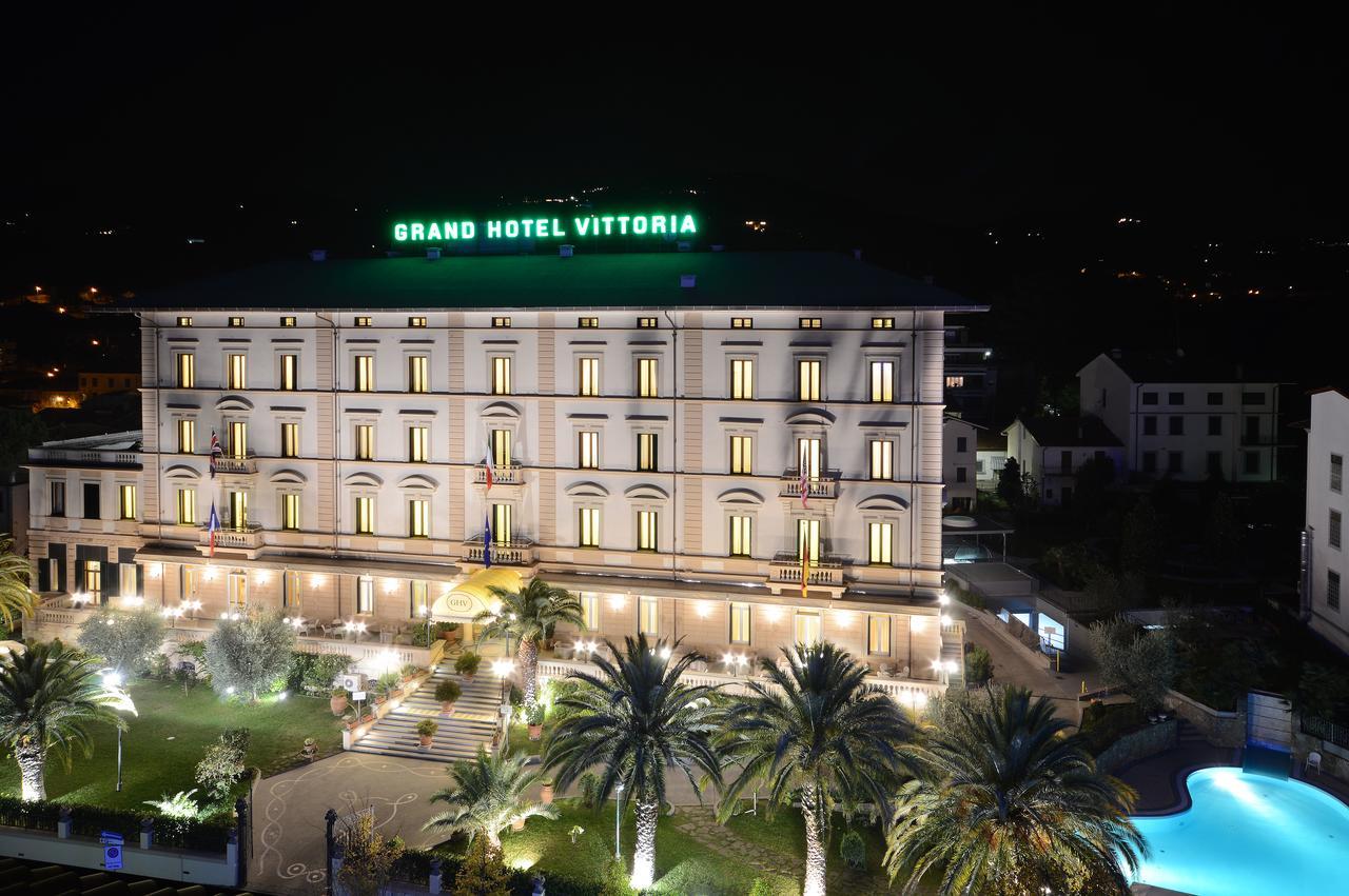 Grand Hotel Vittoria Montecatini Terme Bagian luar foto