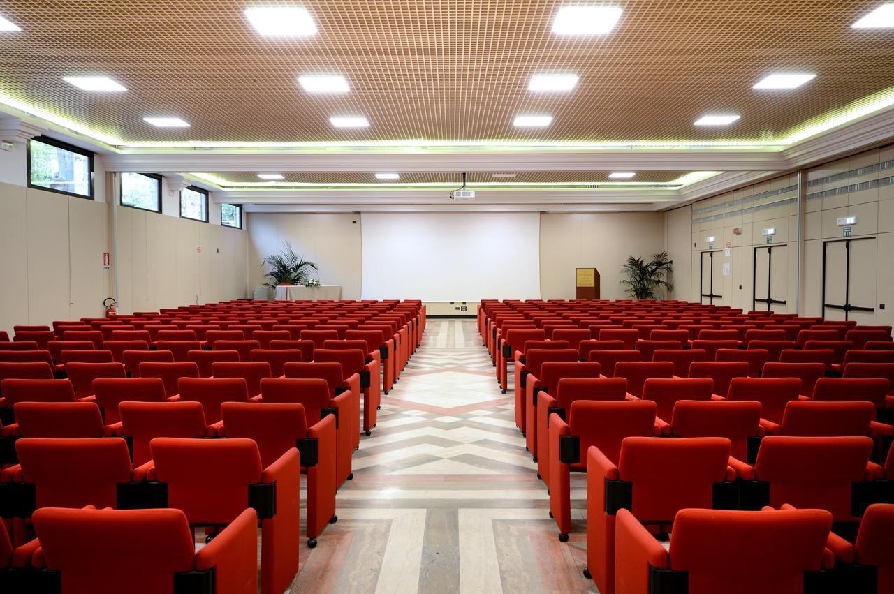 Grand Hotel Vittoria Montecatini Terme Bagian luar foto